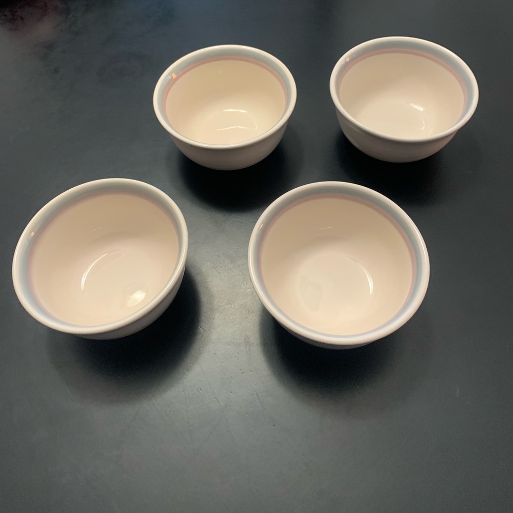 Pfaltzgraff AURA PINK, Fruit, Dessert Bowls, Set of 4. EUC